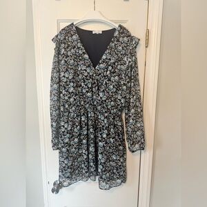 Socialite Black and Blue Floral Long Sleeve Dress